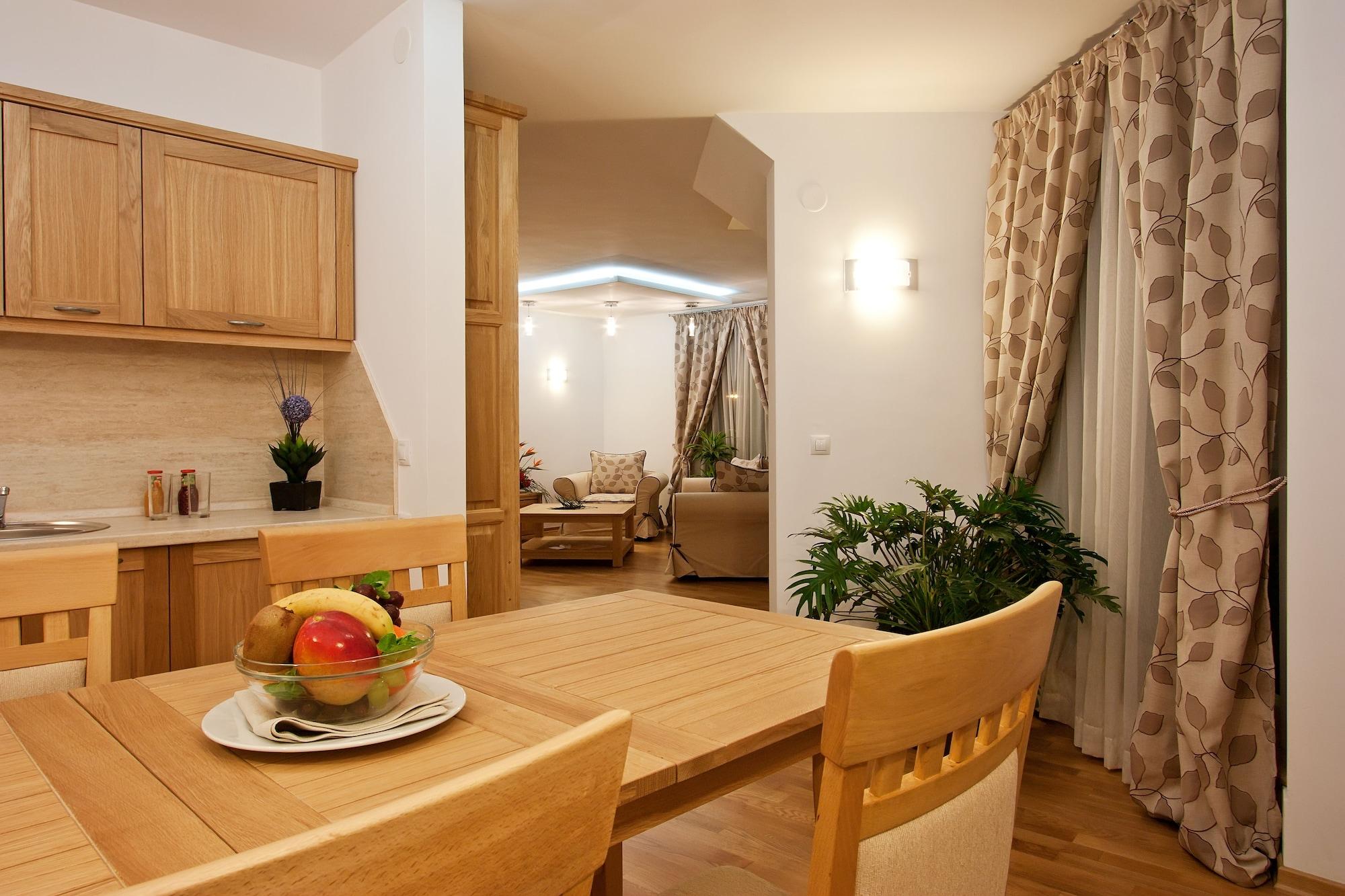 Earth & People & - Free Parking & Swimming Pool Hotel Sofia