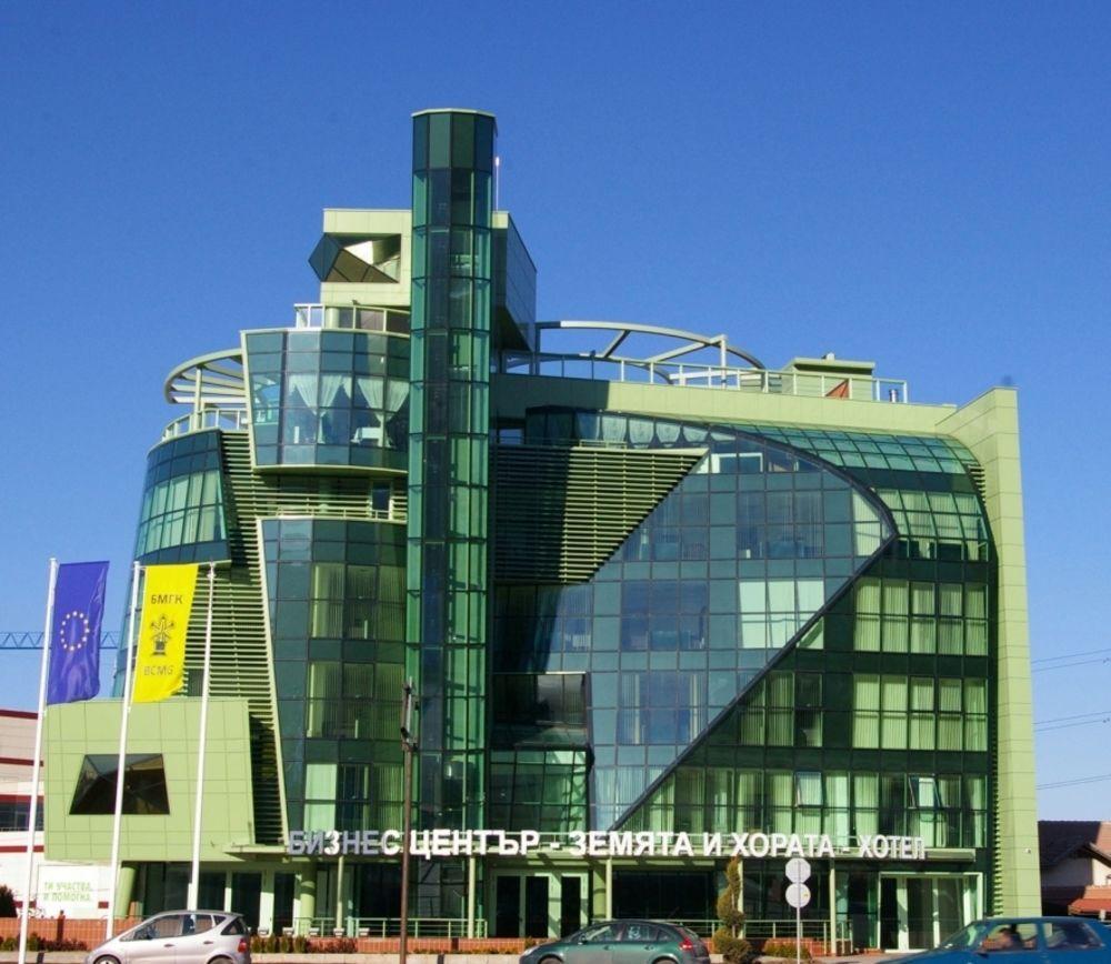 Earth & People & - Free Parking & Swimming Pool Hotel 4*