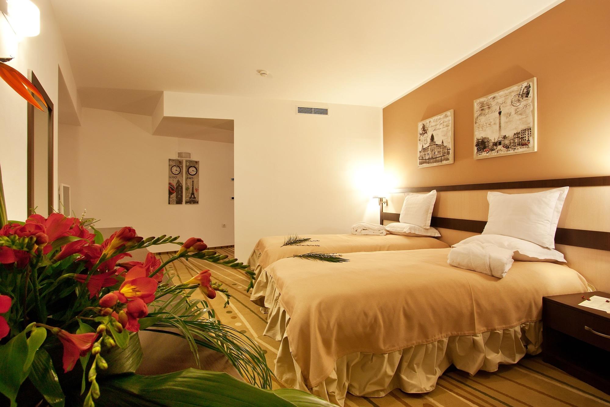 Earth & People & - Free Parking & Swimming Pool 4* Sofía