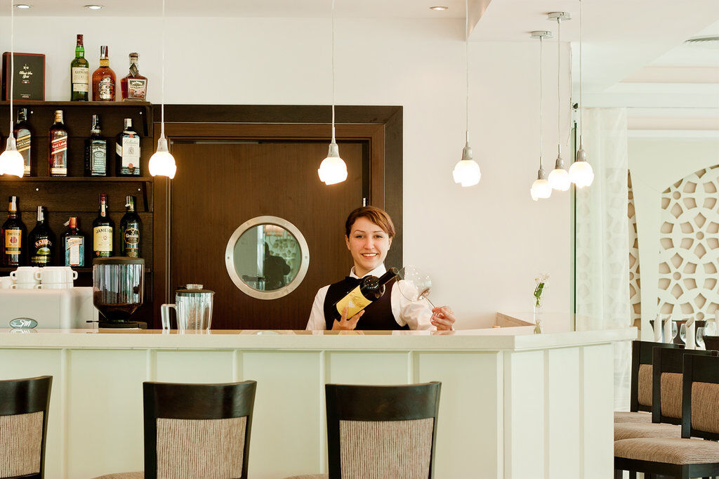 Hotel Earth & People & - Free Parking & Swimming Pool Sofia